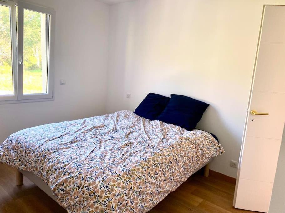 La Bessinoise, 4chambres, Fibre Optique Et Canoe Niort & Casa de Férias Bessines