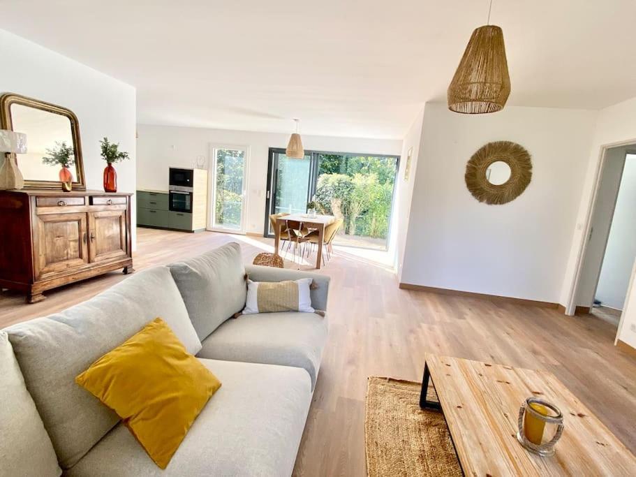 La Bessinoise, 4chambres, Fibre Optique Et Canoe Niort & Holiday home