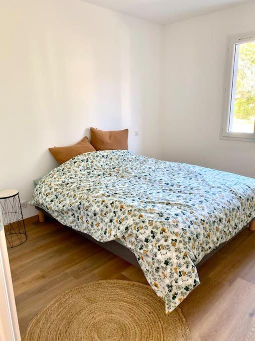 Casa de Férias La Bessinoise, 4chambres, Fibre Optique Et Canoe Niort & *