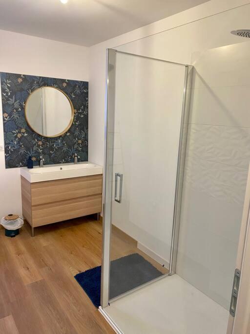 La Bessinoise, 4chambres, Fibre Optique Et Canoe Niort & Casa de Férias *